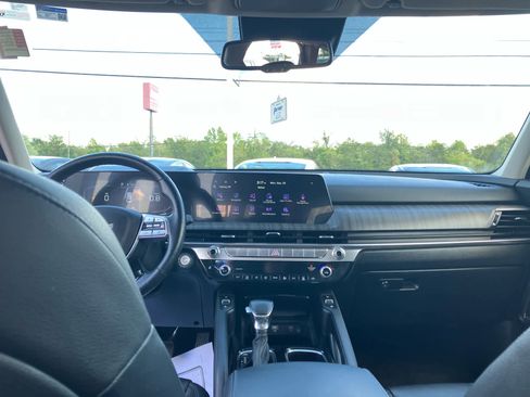 Used 2023 Kia Telluride EX image 31