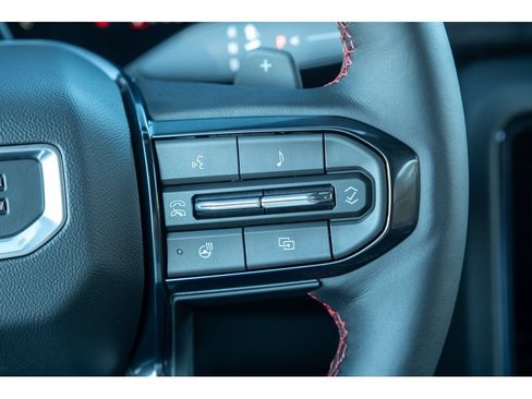 New 2026 GMC Yukon AT4 Ultimate w/ LPO, Floor Liner Package AWD/4WD image 20