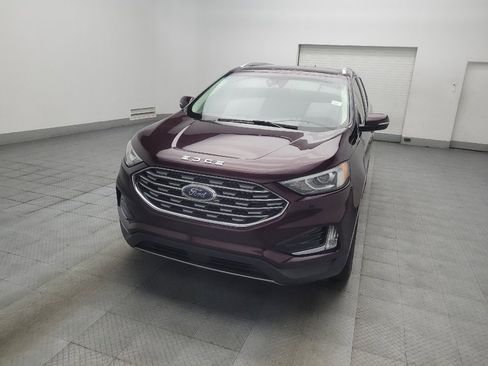 Used 2019 Ford Edge Titanium w/ Cold Weather Package FWD image 15