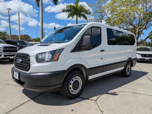 Certified 2019 Ford Transit 150 XL RWD image 7