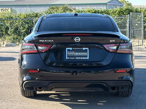 Used 2021 Nissan Maxima SR w/ Sport Mat Group FWD image 7