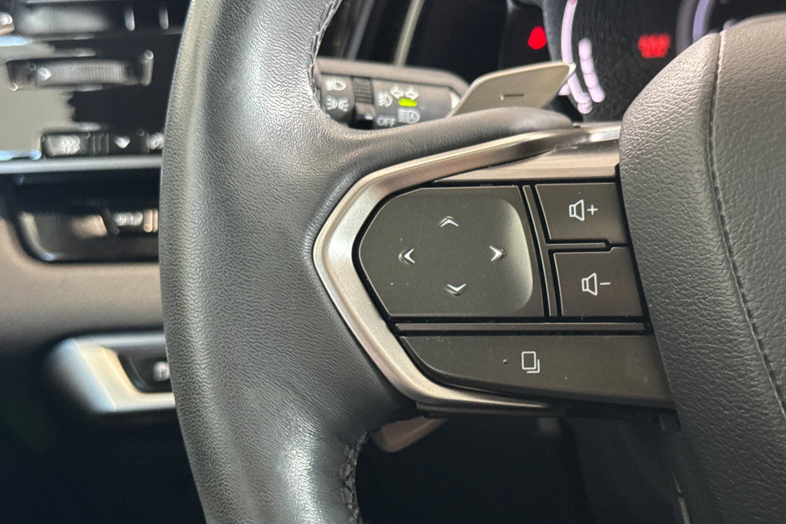 Used 2024 Lexus RX 350 Premium Plus w/ Convenience Package FWD image 30
