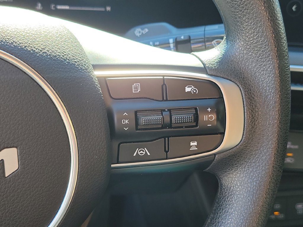 Used 2026 Kia K5 LXS FWD image 33