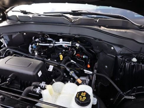 Used 2022 Ford Explorer XLT w/ Equipment Group 202A image 43