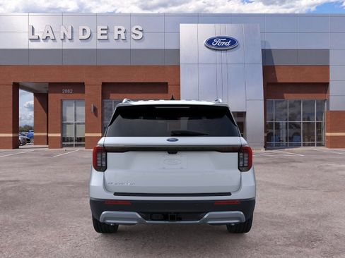 New 2026 Ford Explorer Platinum RWD image 5