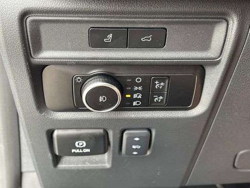 Used 2024 Ford Expedition Max Limited image 39