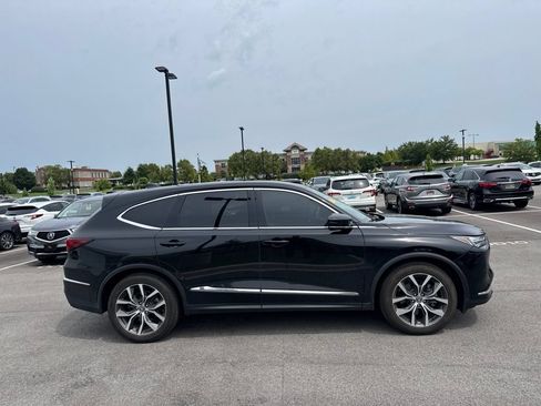 Used 2024 Acura MDX SH-AWD w/ Technology Package image 2
