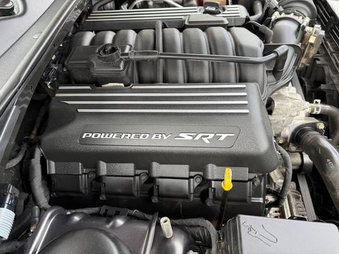 Used 2016 Dodge Challenger R/T Scat Pack w/ Leather Interior Group RWD image 10