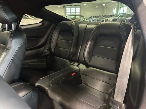 Used 2022 Ford Mustang GT Premium w/ Equipment Group 401A RWD image 14