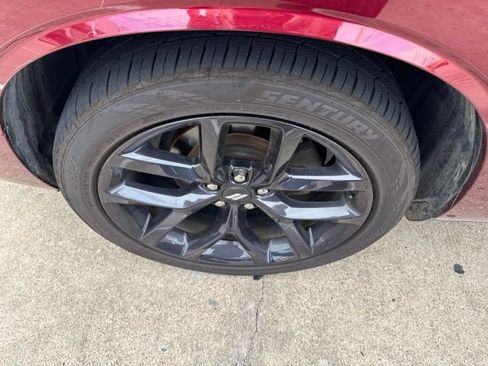 Used 2020 Dodge Challenger SXT w/ Blacktop Package RWD image 6
