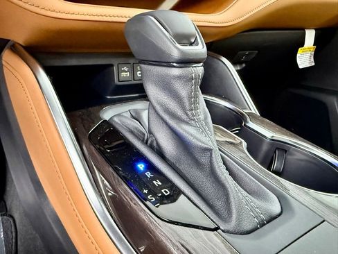 Used 2026 Toyota Highlander Platinum image 29