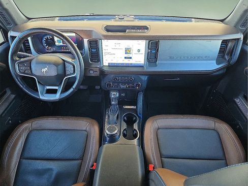 Used 2022 Ford Bronco Outer Banks image 17