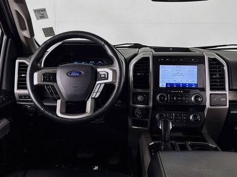 Used 2020 Ford F150 Lariat w/ Equipment Group 502A Luxury AWD/4WD image 11