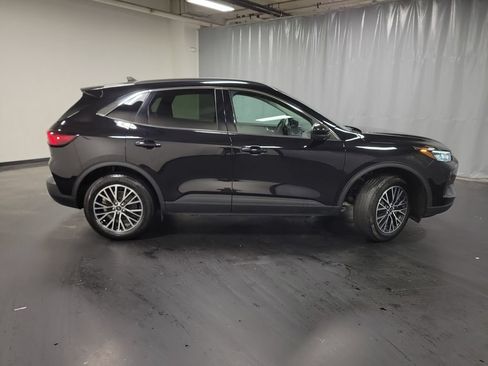 Used 2024 Ford Escape SE FWD image 9