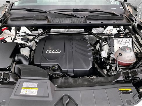 Used 2022 Audi Q5 2.0T Premium Plus w/ Premium Plus Package AWD/4WD image 31