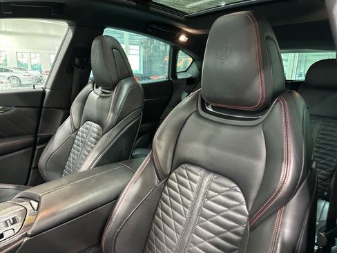 Used 2019 Maserati Levante S GranSport AWD/4WD image 45