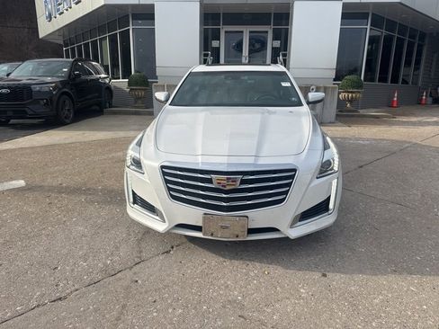Used 2018 Cadillac CTS Luxury image 2