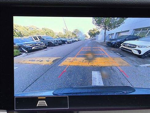 Used 2024 Cadillac XT6 Premium Luxury FWD image 11