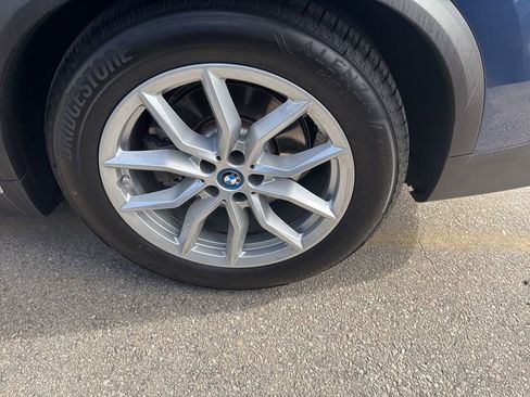 Used 2022 BMW X5 xDrive45e w/ Parking Assistance Package image 7