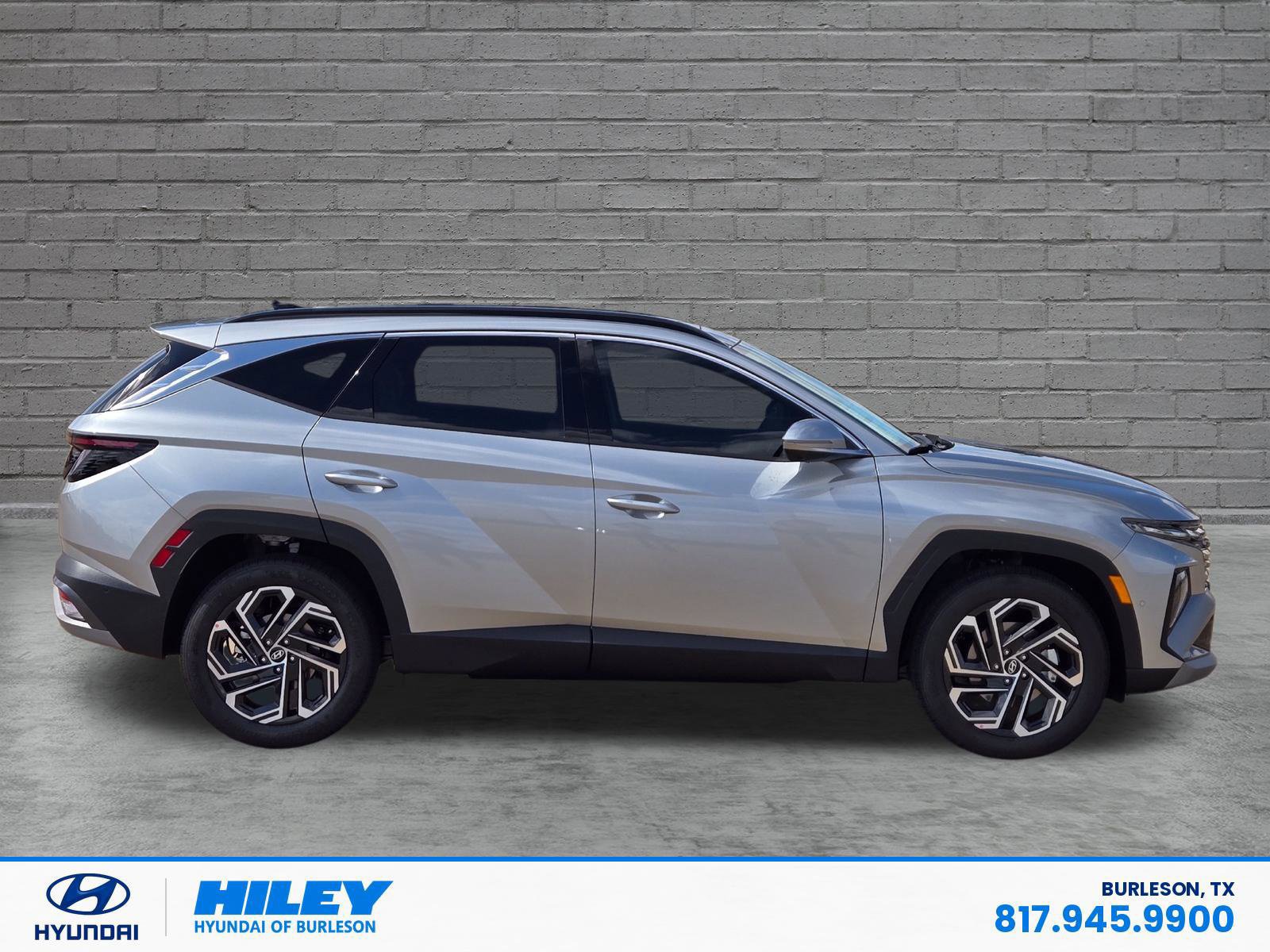 New 2026 Hyundai Tucson Limited FWD image 3