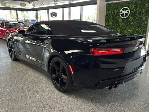 Used 2017 Chevrolet Camaro SS RWD image 3