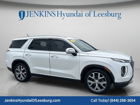 Used 2022 Hyundai Palisade SEL w/ Convenience Package FWD image 2