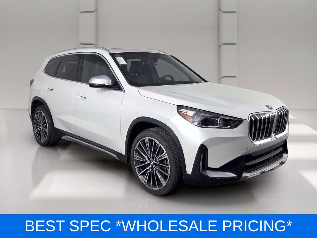 Used 2023 BMW X1 xDrive28i w/ Convenience Package AWD/4WD image 2