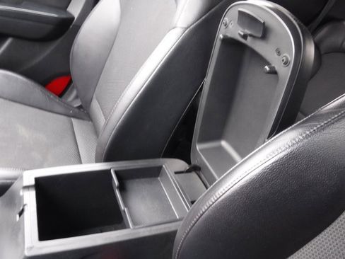 Used 2014 Hyundai Tucson SE image 15