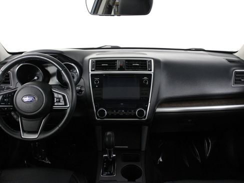 Used 2018 Subaru Outback 3.6R Limited image 7