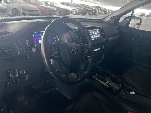 Used 2022 Honda Pilot Black Edition image 11