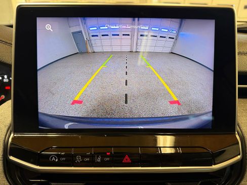 Used 2022 Jeep Compass Latitude w/ Sun and Sound Group image 18