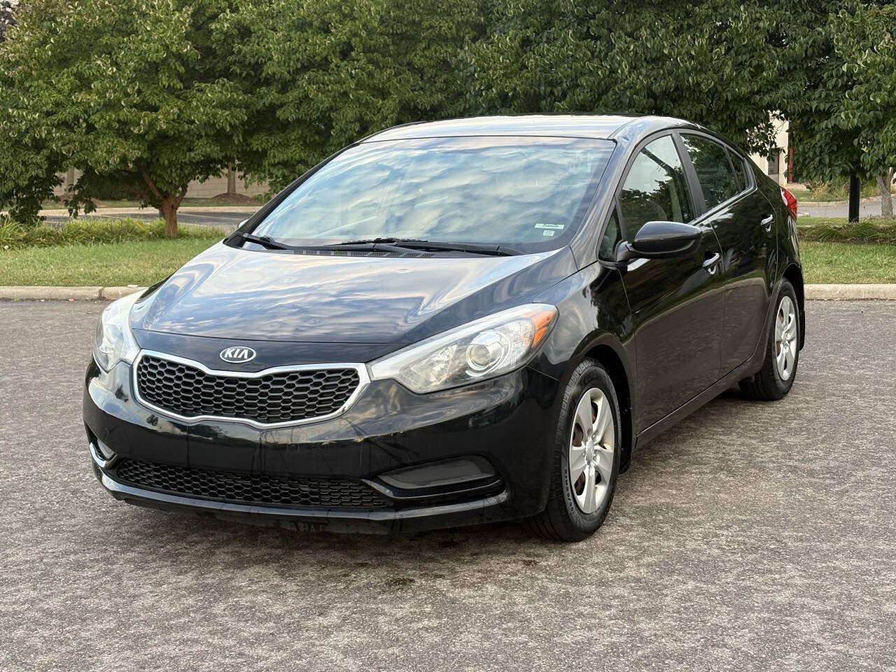Used 2015 Kia Forte LX FWD image 4