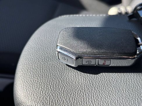 Used 2025 Kia Soul LX w/ LX Technology Package FWD image 21