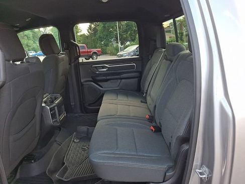 Used 2019 RAM 1500 Big Horn AWD/4WD image 10