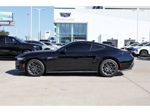 Used 2024 Ford Mustang GT Premium w/ GT Performance Package image 3