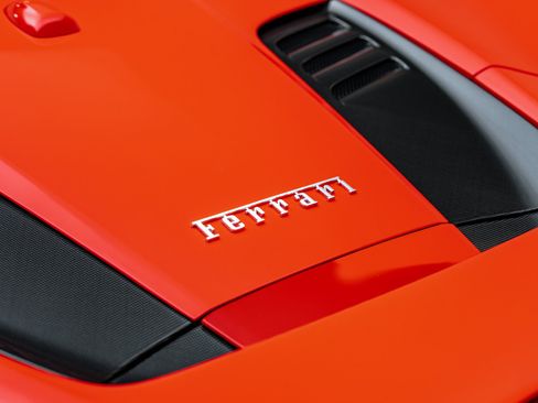 Used 2022 Ferrari F8 Tributo RWD image 36