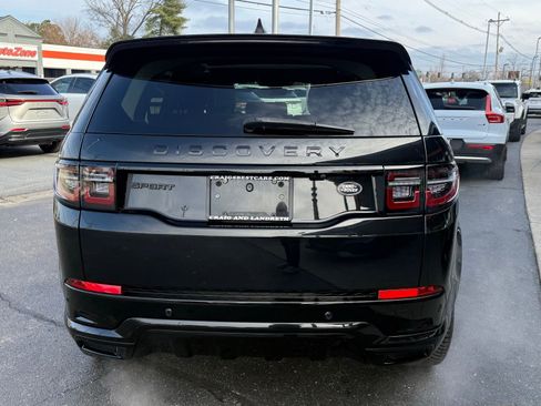 Used 2023 Land Rover Discovery Sport SE R-Dynamic image 7