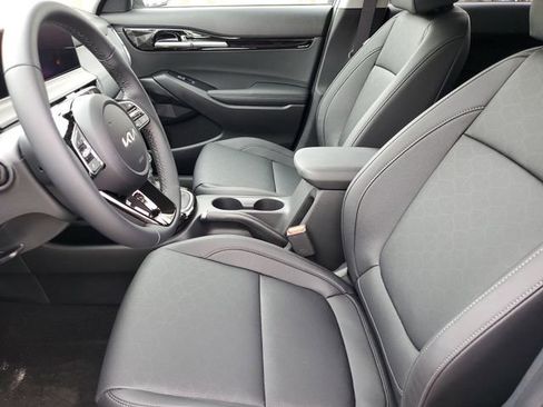 New 2026 Kia Seltos EX FWD image 10