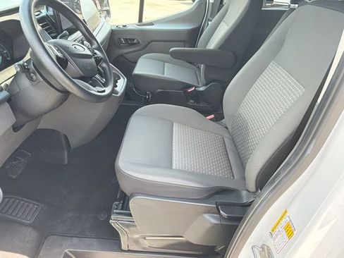 Used 2024 Ford Transit 350 XLT RWD image 9
