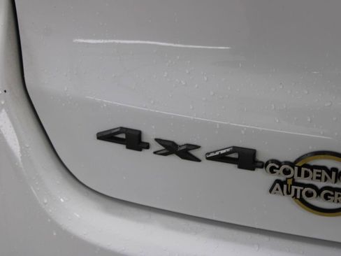 Used 2025 Jeep Compass Trailhawk image 19