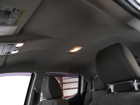 Used 2017 Toyota Tacoma SR5 image 25