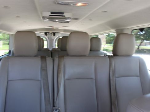 Used 2014 Nissan NV 3500 SL w/ Technology Package RWD image 14