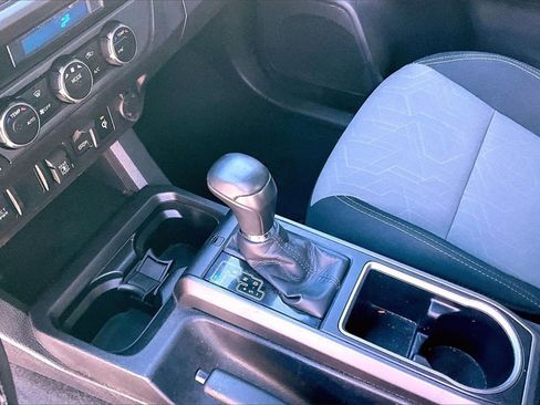 Used 2023 Toyota Tacoma TRD Off-Road image 16