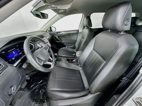 Used 2022 Volkswagen Tiguan SE FWD image 20