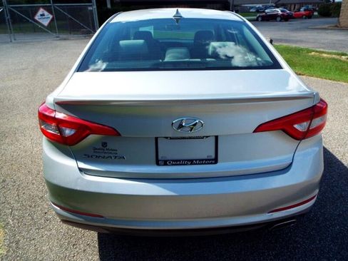 Used 2017 Hyundai Sonata SE image 5