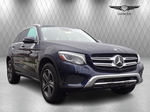 Used 2019 Mercedes-Benz GLC 300 4MATIC image 6