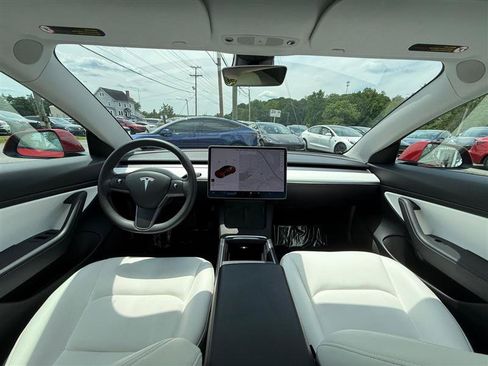 Used 2021 Tesla Model 3 Long Range AWD/4WD image 11