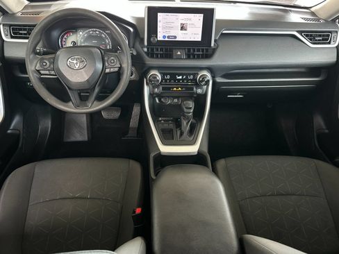 Used 2024 Toyota RAV4 XLE FWD image 12