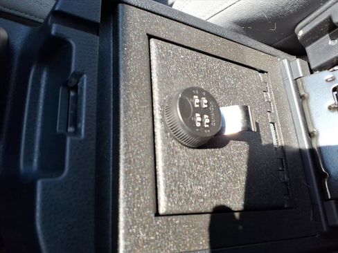 Used 2023 Toyota Tacoma SR image 28