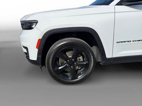 Used 2021 Jeep Grand Cherokee L Laredo AWD/4WD image 9